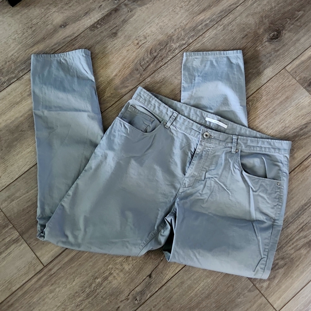 Slim Fit pants